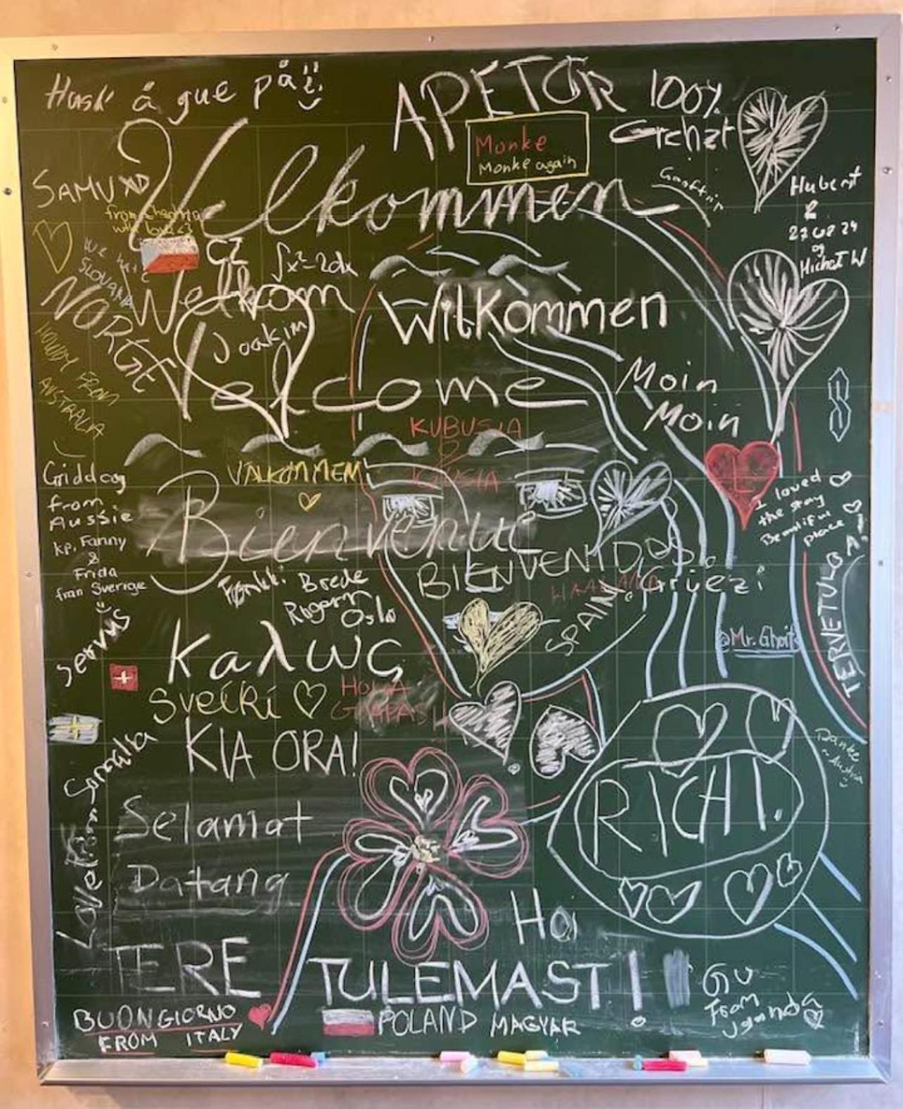 Knirkenheimen Inn *